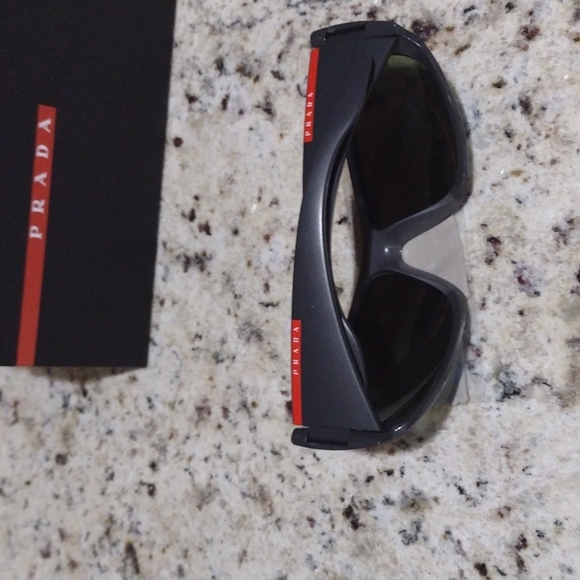 Prada men sunglass sps 04V made in Italy - Picture 5 of 7